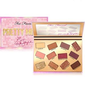 Two faced pretty mess eyeshadow palette